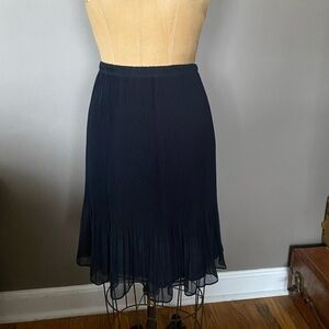 Chic Black Pleated Chiffon Short Skirt Women’s L